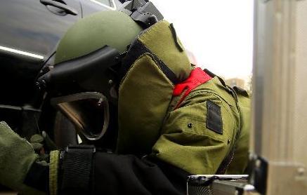 安徽：武警总队开展排爆实战演练