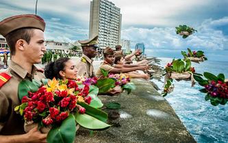 古巴纪念革命英雄卡米洛&middot;西恩富戈斯遇难56周年