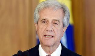 乌拉圭总统飞机上治病挽救法国女孩