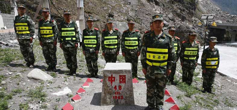 “国门卫士”吉隆口岸边防战士