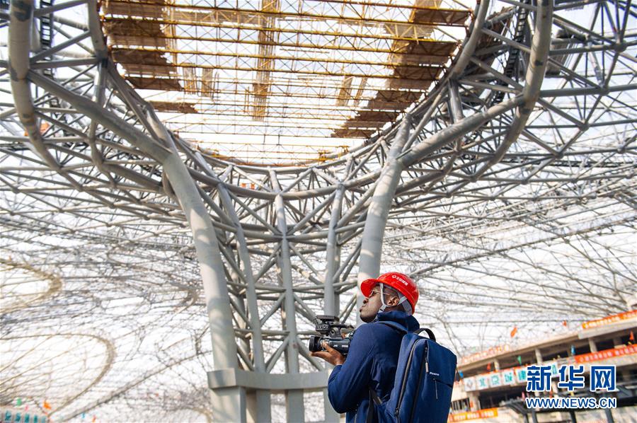 （十九大&middot;图文互动）（7）公开&middot;透明&middot;创新&mdash;&mdash;从党的十九大看更加开放自信的中国