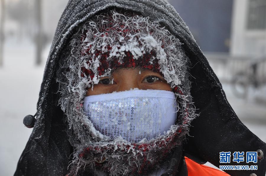 #（生态）（2）内蒙古呼伦贝尔迎风雪降温天气