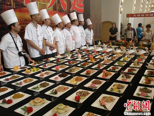 透视国人生活变迁:从吃饱就行到倡导食疗养生