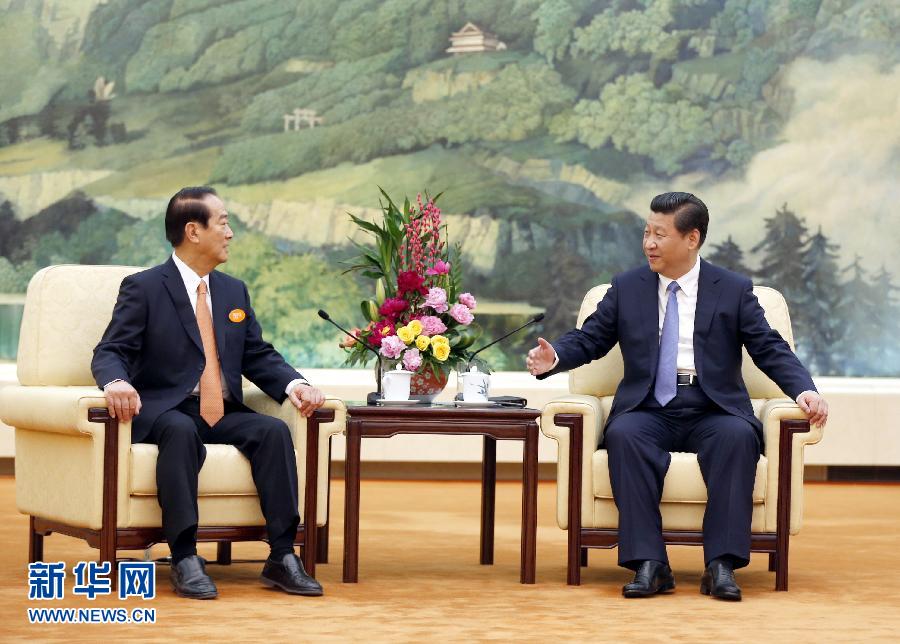 5月7日,中共中央总书记习近平在北京人民大会堂会见亲民党主席宋楚瑜一行。 新华社记者鞠鹏摄 5月7日,中共中央总书记习近平在北京人民大会堂会见亲民党主席宋楚瑜一行。 新华社记者鞠鹏摄