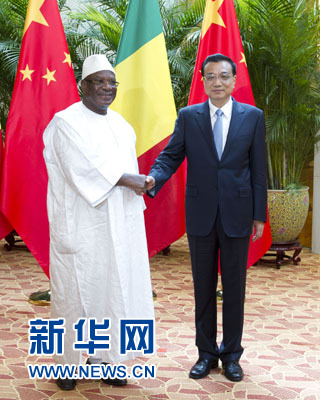 9月10日，国务院总理李克强在天津会见来华出席2014年夏季达沃斯论坛年会的马里总统凯塔。新华社记者王晔摄