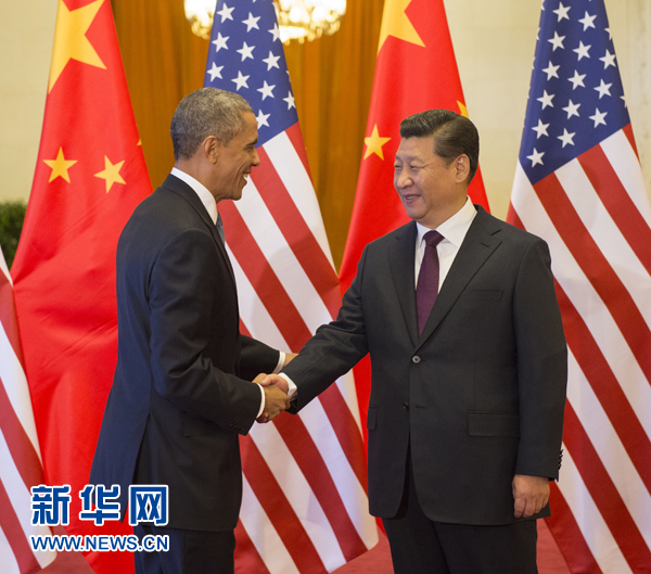 11月12日，国家主席习近平在北京人民大会堂举行欢迎仪式，欢迎美国总统奥巴马对中国进行国事访问。 新华社记者 李学仁 摄