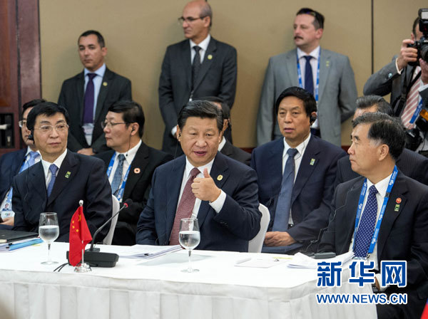 11月15日，金砖国家领导人非正式会晤在澳大利亚布里斯班举行，中国国家主席习近平出席。新华社记者李学仁摄