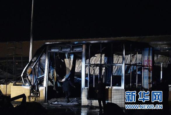 （突发事件）（2）山东寿光一食品厂发生火灾致18人死亡 