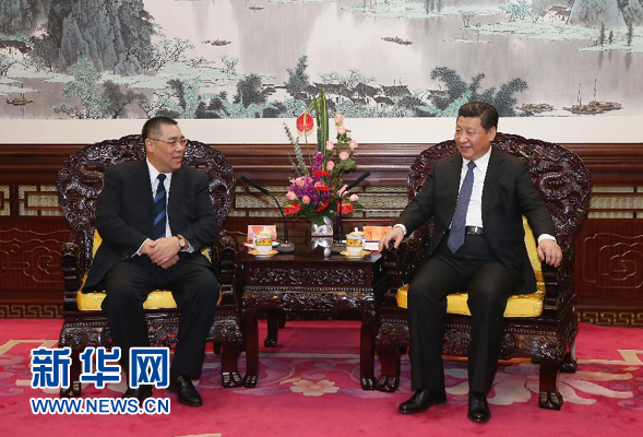12月26日,国家主席习近平在中南海会见来北京述职的澳门特别行政区行政长官崔世安。 新华社记者 庞兴雷 摄 12月26日,国家主席习近平在中南海会见来北京述职的澳门特别行政区行政长官崔世安。 新华社记者 庞兴雷 摄