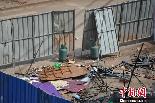 广西宁明爆炸事故致6死18伤女子跳舞后路过被殃及