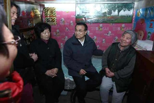 总理两次看望的李忠义大娘准备告别棚户区【4】