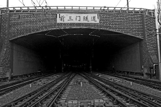 北京站至西站&ldquo;摆渡火车&rdquo;3月20日试跑(图)