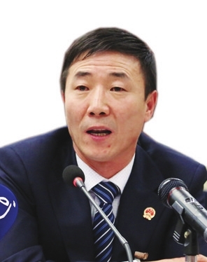 完善村民委员会组织法