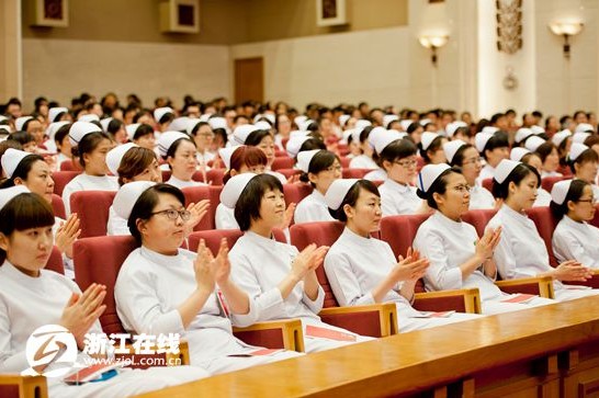 浙江省皮肤病防治研究所上柏住院部医疗队先进