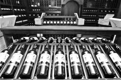 中国高档红酒泡沫消退 高价拉菲价格降六成(图)