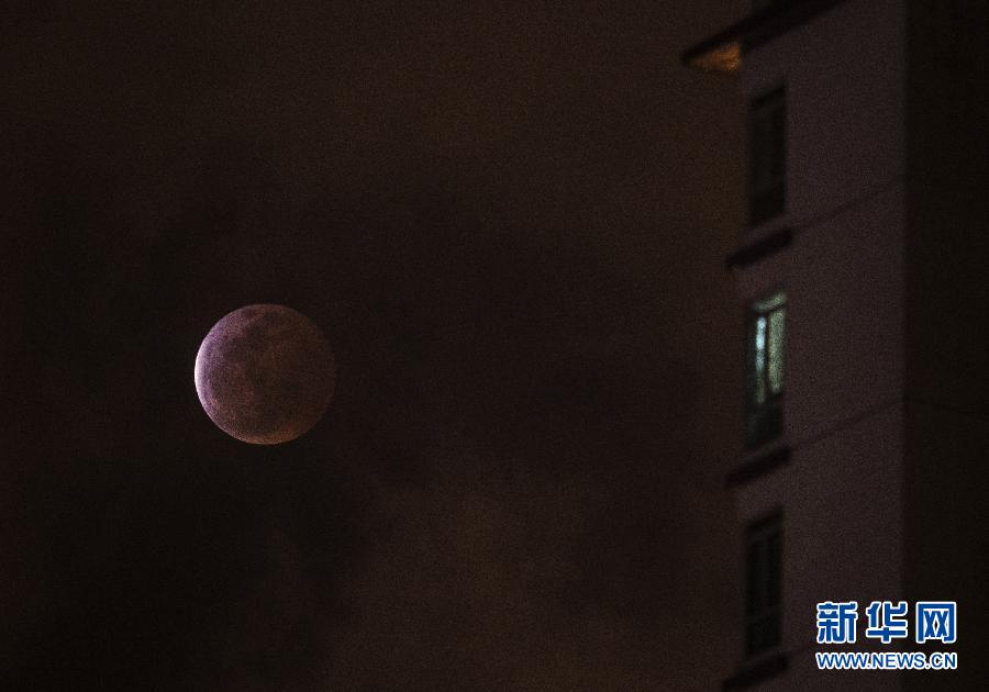 （社会）（4）本世纪最短月全食亮相天际