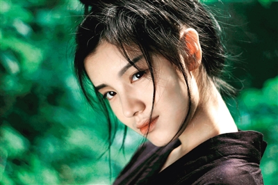 大三美女拍美女 捧红6个重庆美女