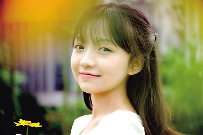 大三美女拍美女 捧红6个重庆美女