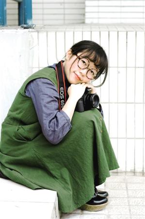 大三美女拍美女 捧红6个重庆美女