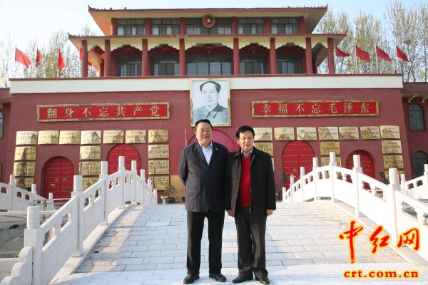 &ldquo;毛主席管家&rdquo;：有些人失去信仰 诋毁领袖(图)