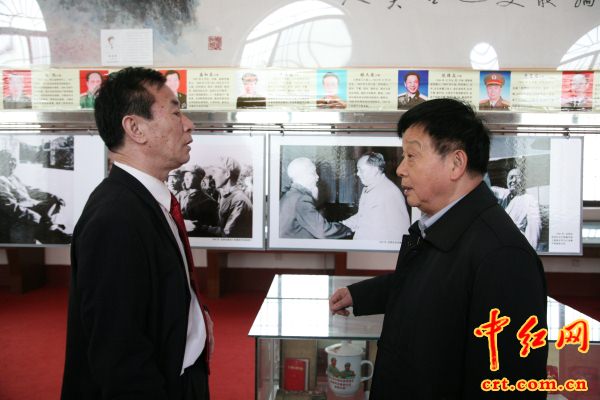 &ldquo;毛主席管家&rdquo;：有些人失去信仰 诋毁领袖(图)