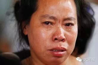 郑州一天俩骑电动车的遭碾压身亡 这么疯狂