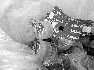 本报联合食药监端掉两家黑水厂