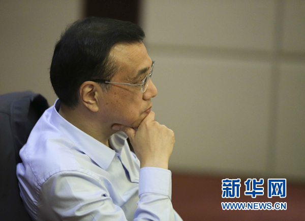 6月2日，李克强主持召开救援协调会。新华社记者丁林摄 