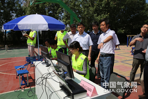 许小峰到天津调研指导气象工作