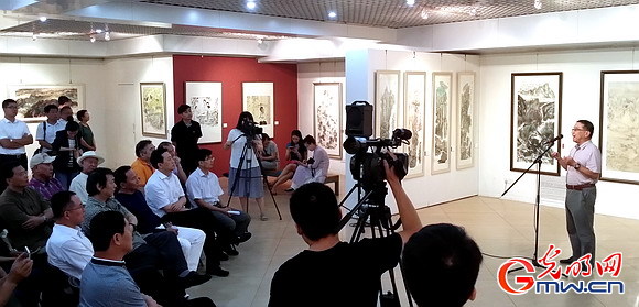 当代中国画名家作品展在北京航空航天大学艺术馆展出