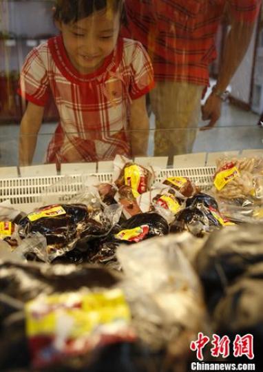 立秋习俗:吃肉“贴秋膘”“咬秋”抒发丰收喜悦