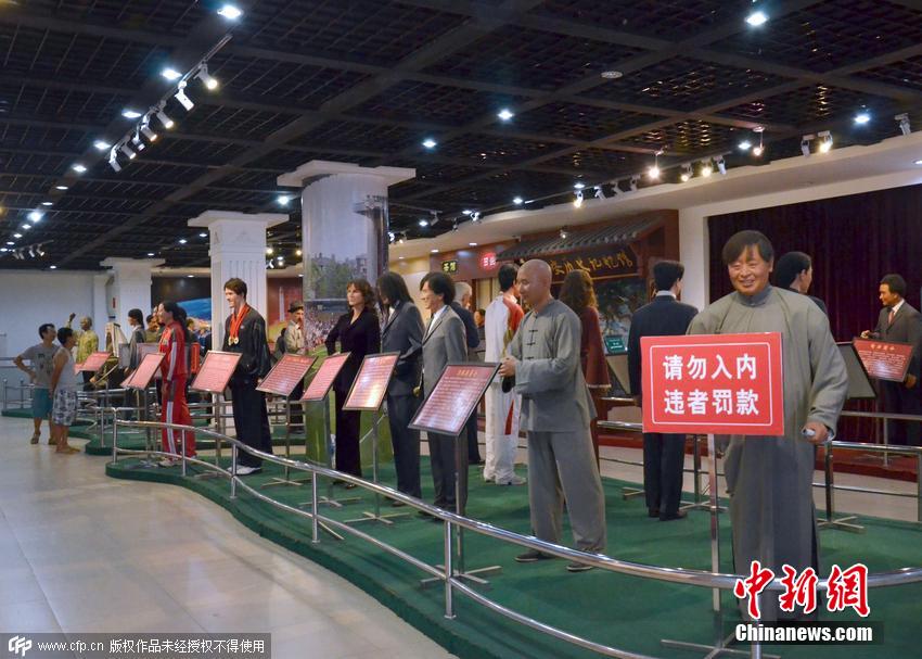 2015年8月13日，四川省华蓥市，华蓥山旅游景区中外名人蜡像馆中蜡像。王超 摄 CFP视觉中国