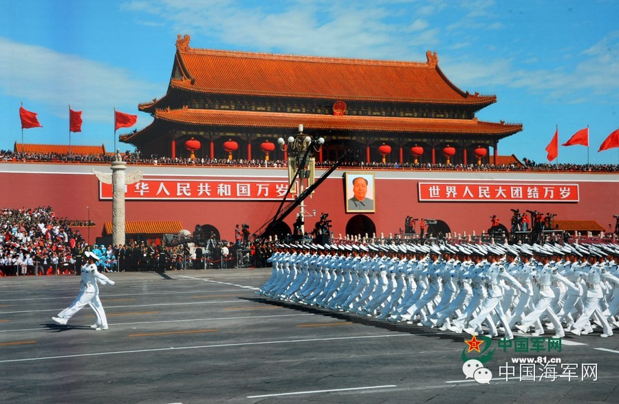 共和国大阅兵的全勤生,你知道谁吗?