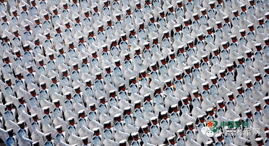 共和国大阅兵的全勤生,你知道谁吗?