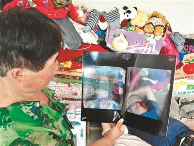 河北围场百余农民挖煤致富 染尘肺病买药返贫