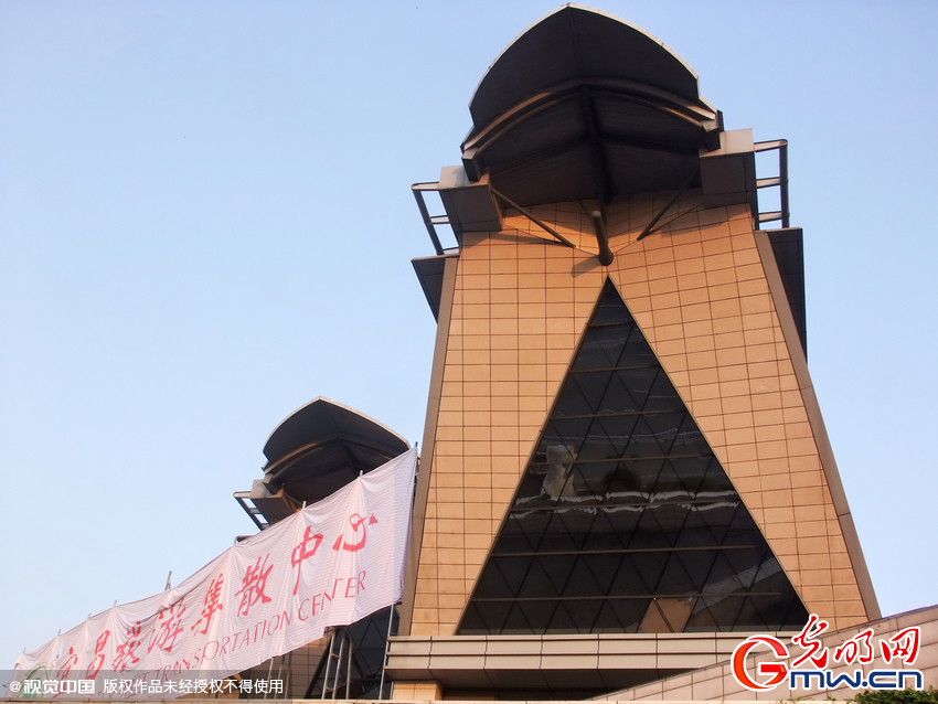 湖北宜昌：汽车客运中心站酷似&ldquo;棺材&rdquo;遭游客吐槽