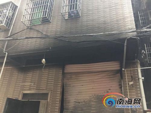 海口一出租房发生火灾一人死亡 现场疑似有爆