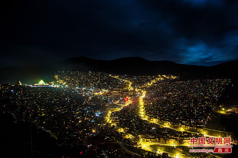 醉美四川 红色色达