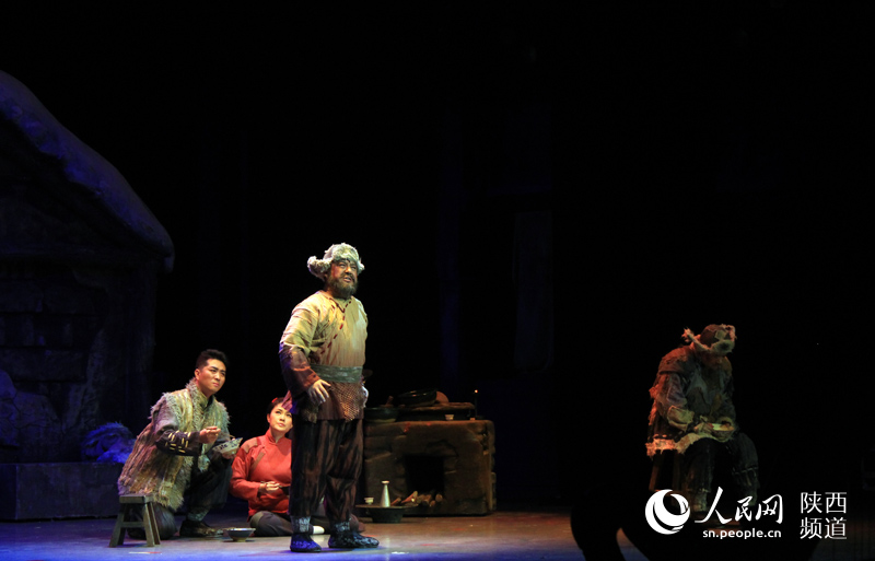 赵大叔讲红军故事 和冰摄