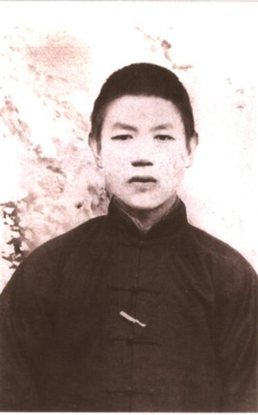 谁最先写出了“白毛女”的故事?