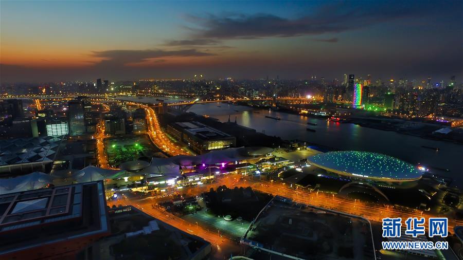 #（社会）（4）鸟瞰后世博：央企总部大厦主体全面封顶