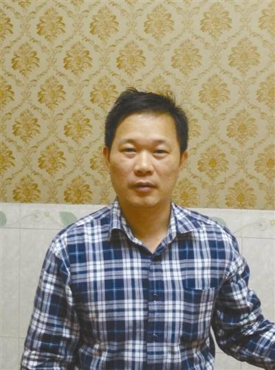 昨天上午，福建省高级人民法院对莆田许金龙等4人抢劫杀人案作出再审决定。