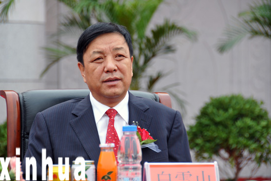 白雪山曾觉得喷泉挡风水 多次要求拆掉重建