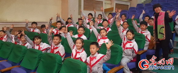 借英语戏剧提高府学胡同小学学生国际文化交流水平