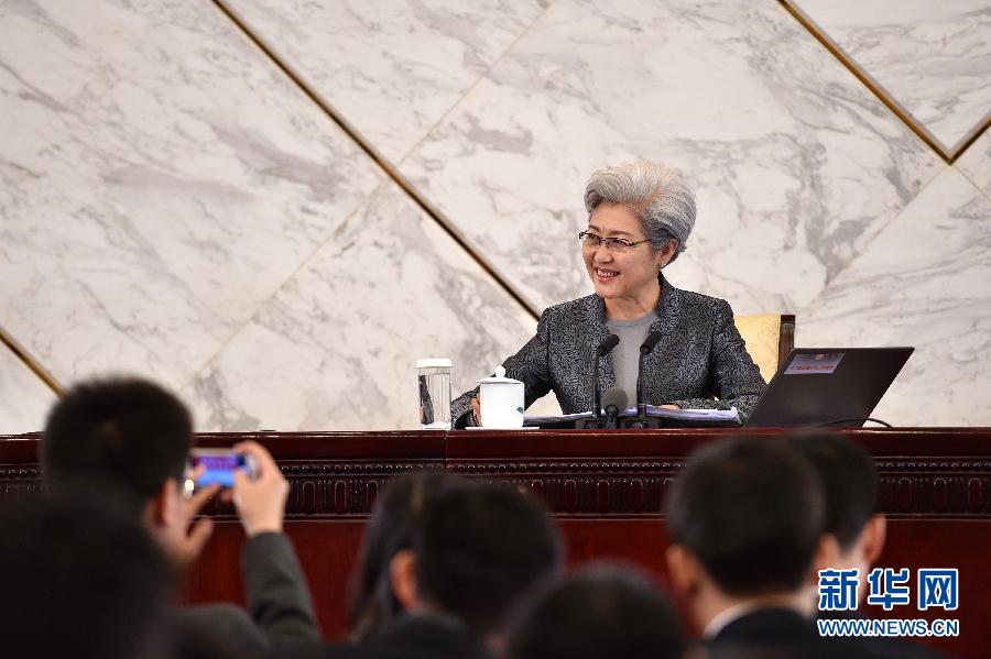 （两会&middot;XHDW）（3）十二届全国人大三次会议举行新闻发布会