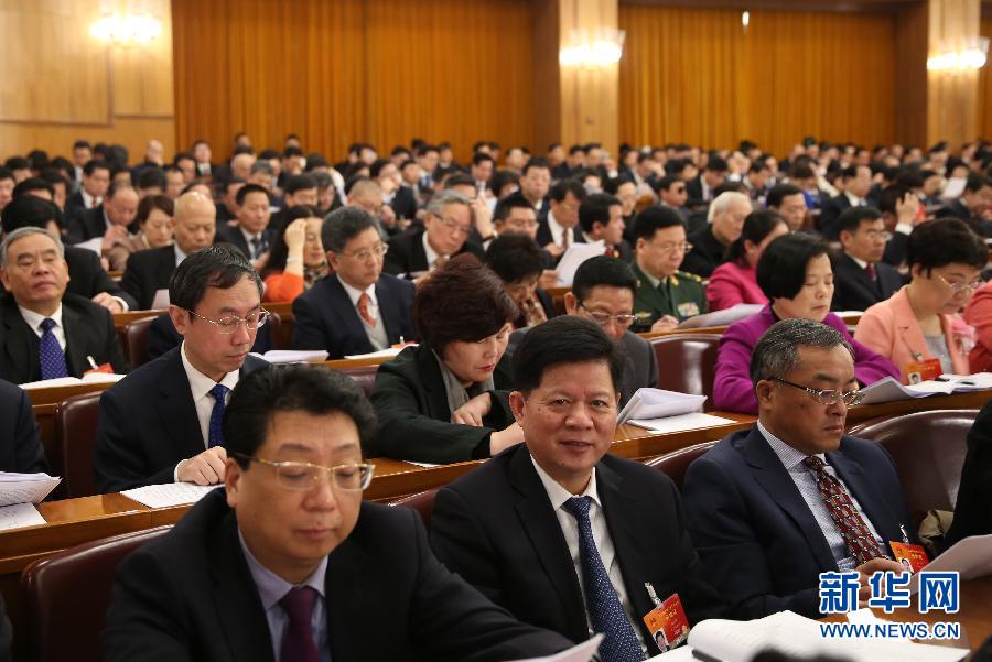 （兩會·人大開幕·新華網）十二屆全國人大三次會議在京開幕