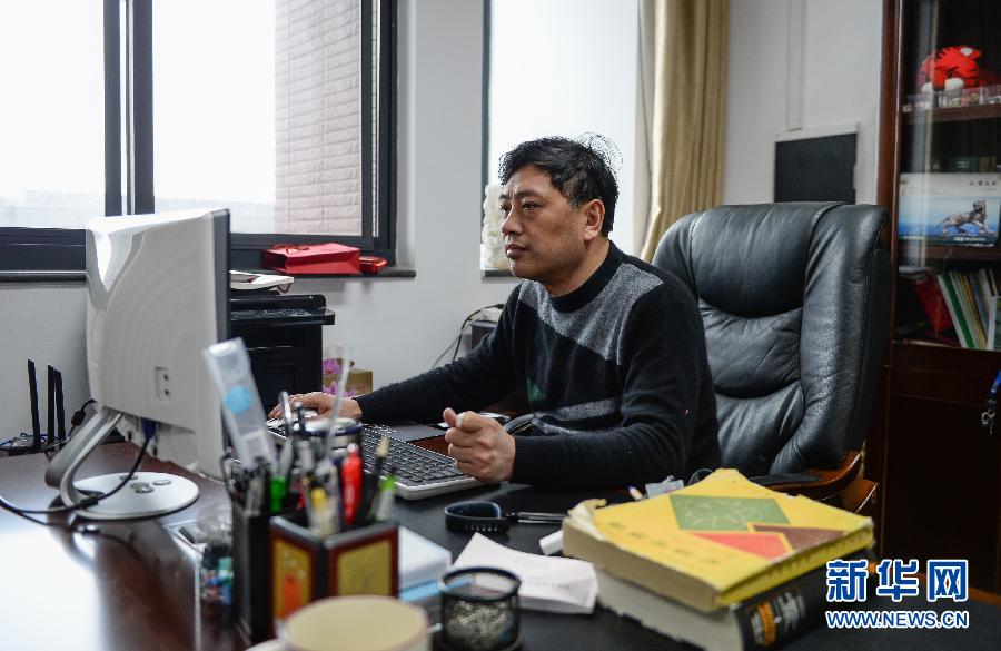（两会&middot;代表委员履职记）（2）&ldquo;长江学者&rdquo;王汝成政协履职促教育