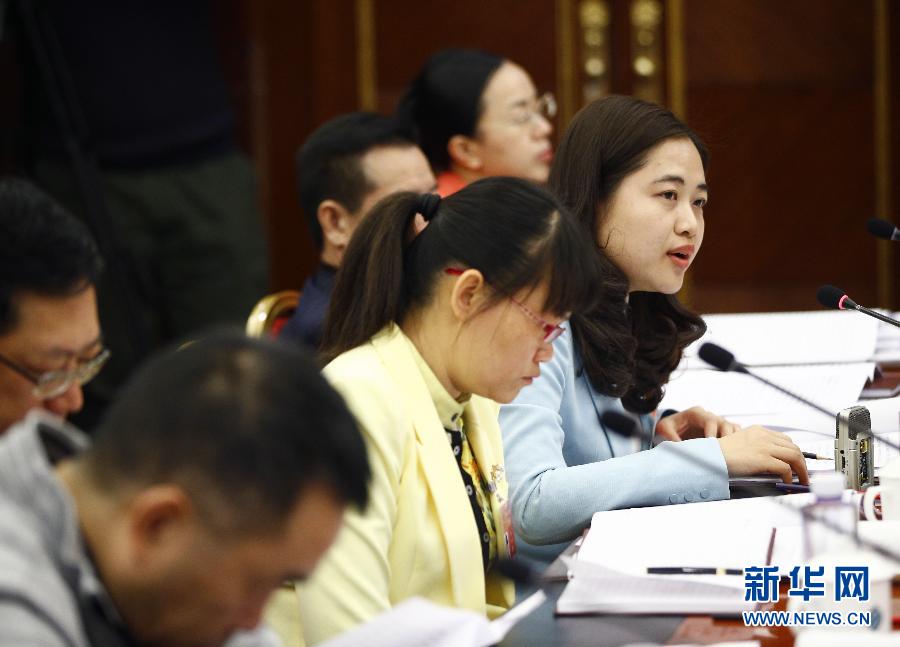 (两会·新华全媒头条)(1)人大代表李欣蓉的一天
