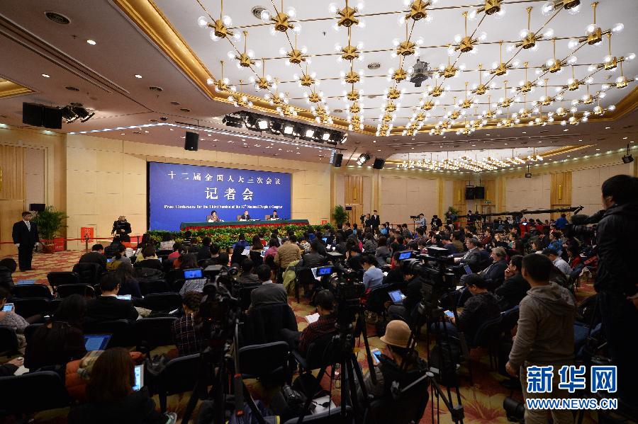 （两会）（7）国家工商总局局长张茅答记者问