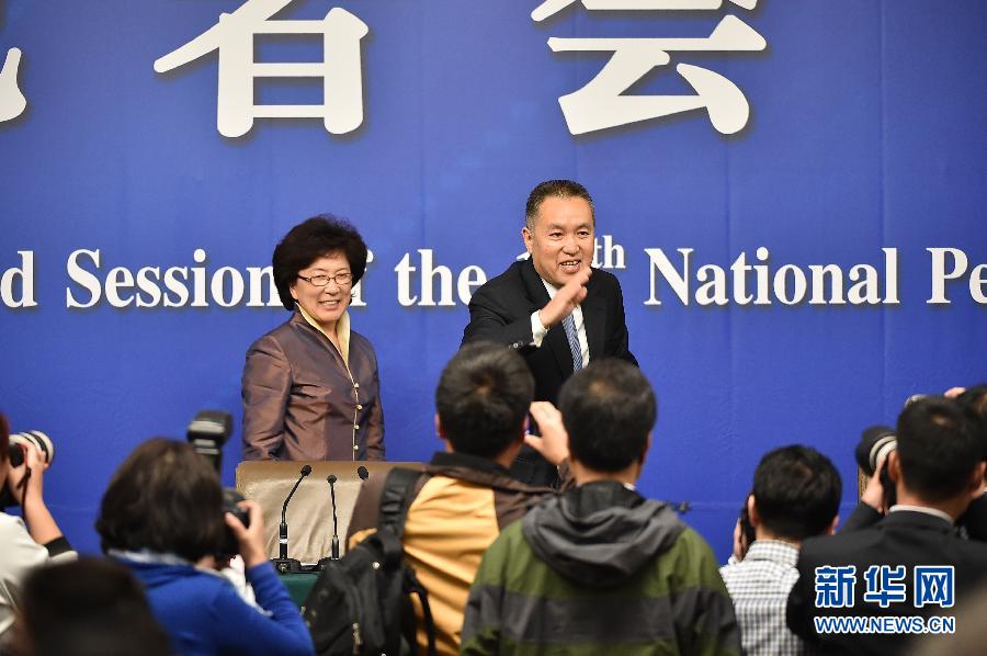 （两会）（11）国家工商总局局长张茅答记者问